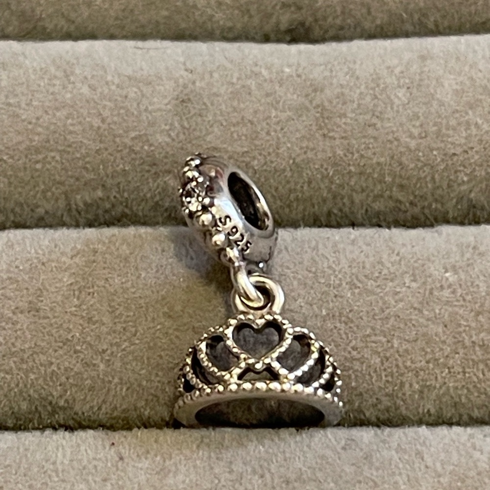Pandora “RETIRED” Hearts Tiara Dangle Charm w/Cz clear